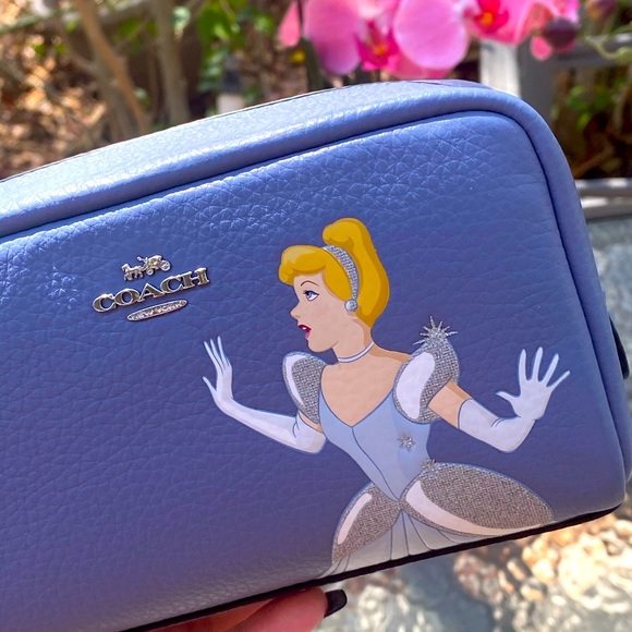 Disney X Coach Blue Periwinkle Boxy Cosmetic Case With Cinderella - Picture 5 of 17
